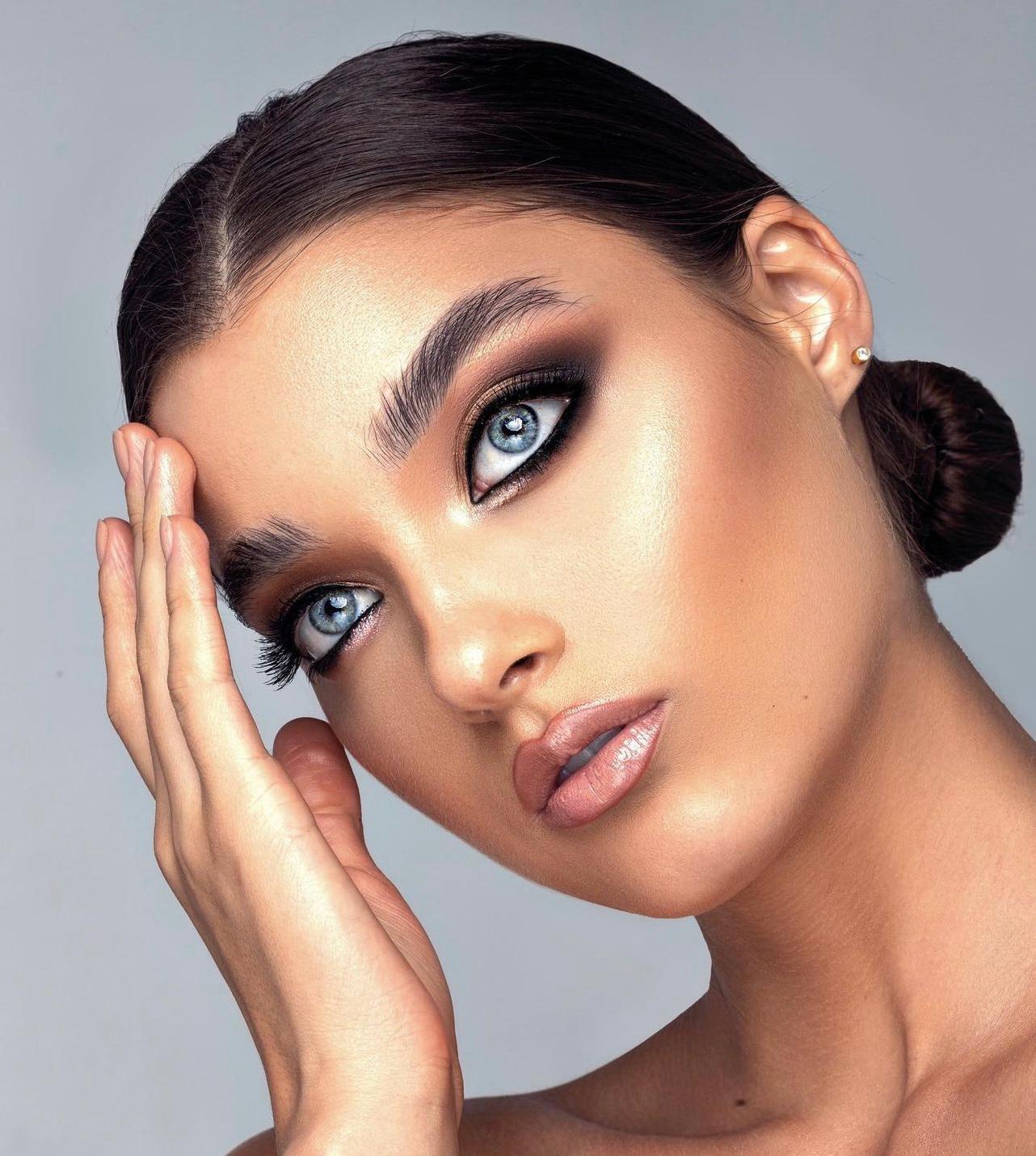 Editorial — Jennifer Danni Makeup Artist